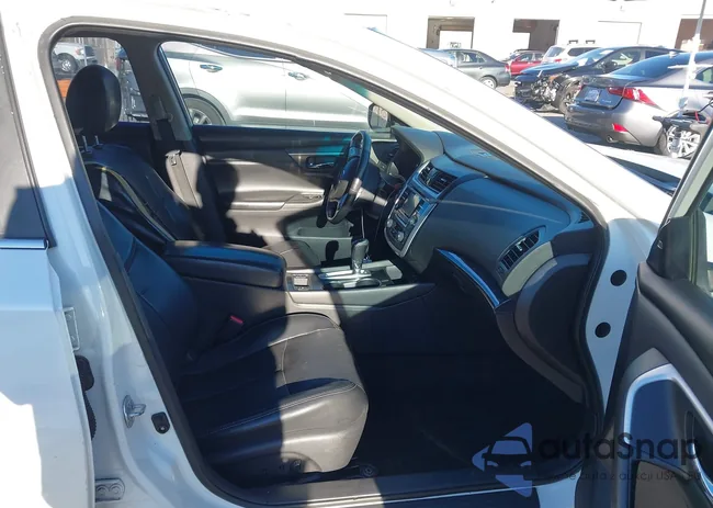 1N4AL3AP8GC218999: 43771040