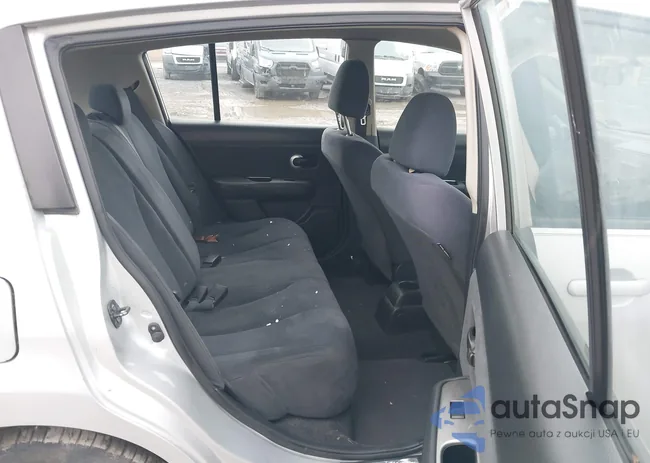 3N1BC13E29L426644: 43771321