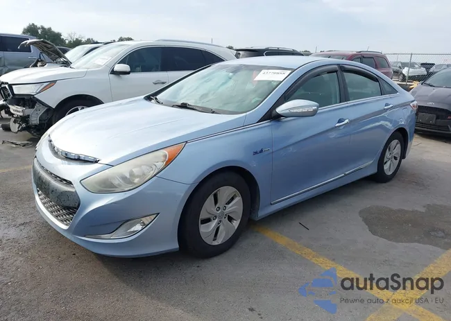 KMHEC4A40DA082684: 43770888