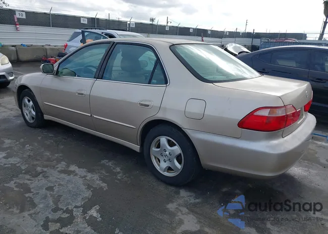 1HGCG1656YA062821: 43772145