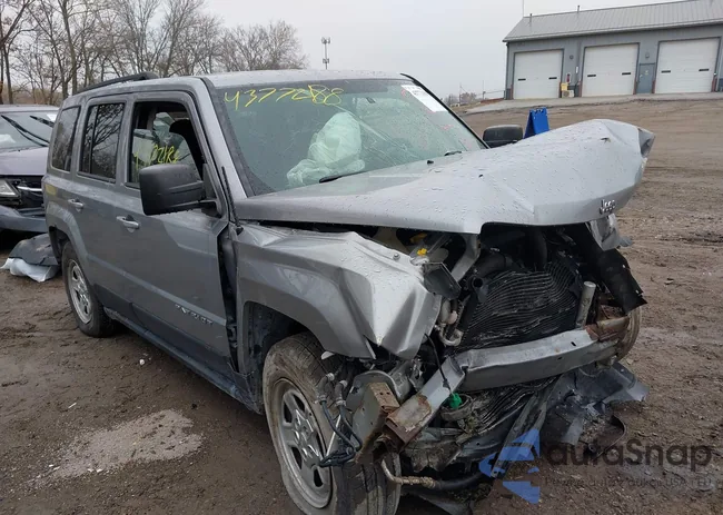 1C4NJRBB8GD685888: 43772188