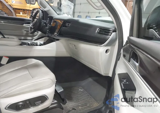 1C4SJVAP6PS561073: 43772232