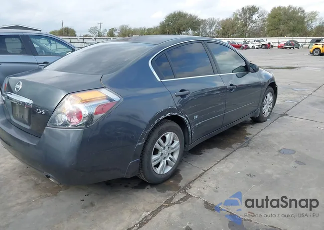 1N4AL2AP5BN409609: 43772256