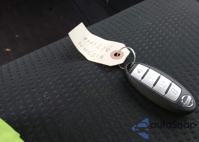 1N4AL3AP1FC483794: 43772261