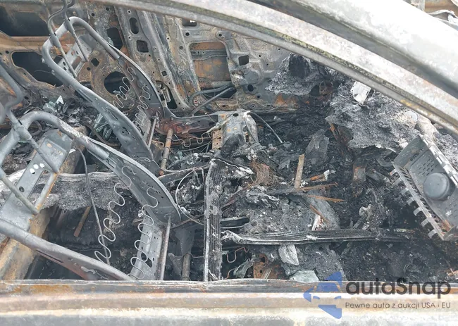 1N4AL3APXEN376584: 43772310