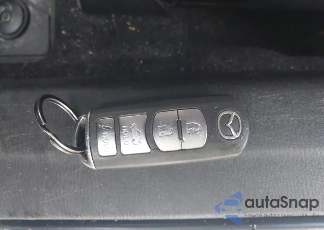 3MZBN1V31JM205356: 43772312