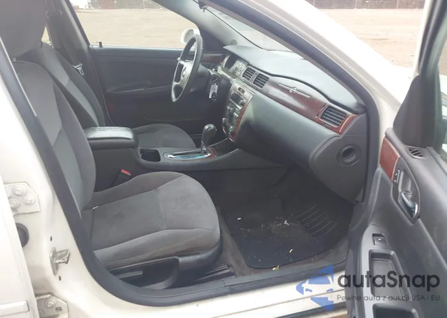 2G1WT55K379163811: 43772530