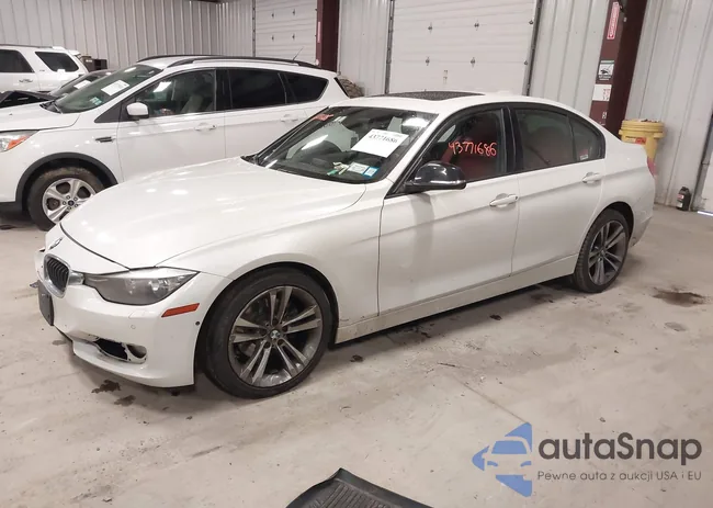 WBA3B5C53DF590173: 43771686