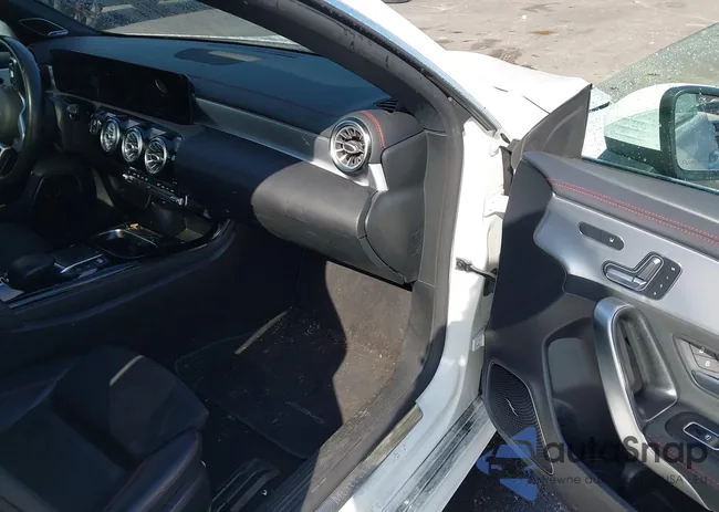 W1K5J4HB1MN207236: 43773007