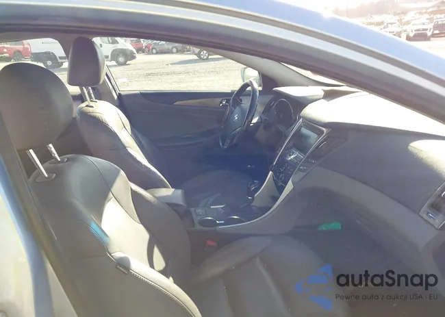 KMHEC4A47DA094380: 43773066