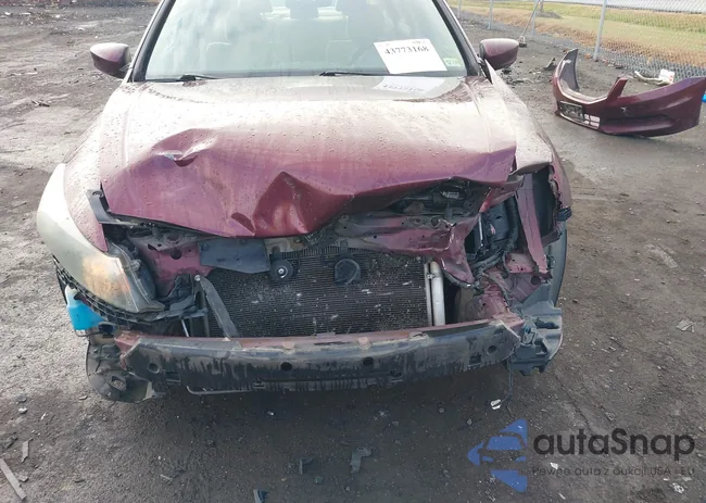 1HGCP2F32BA004538: 43773168