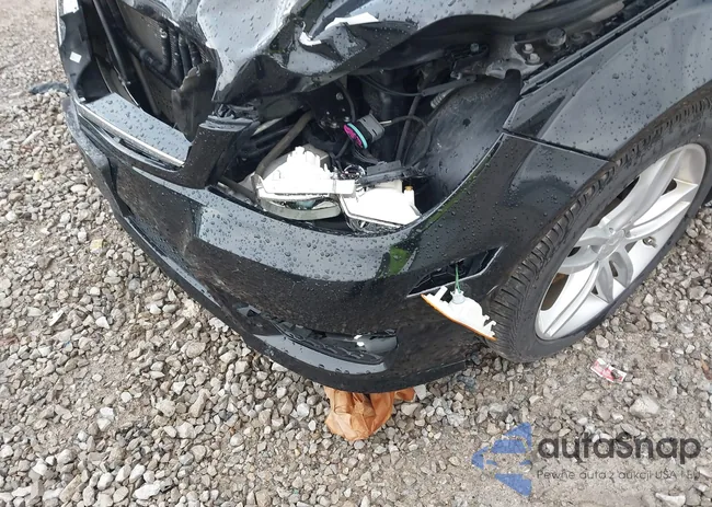 WDDGF8ABXER304652: 43773199