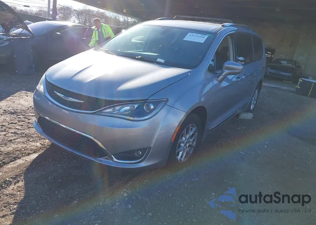 2C4RC1BGXLR125614: 43773208