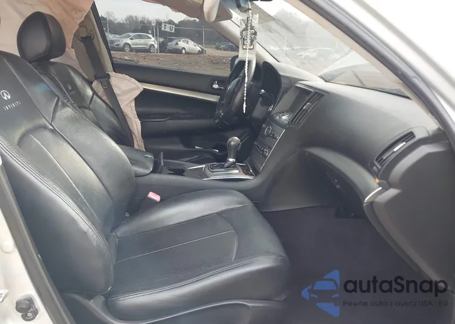 JN1CV6AP8AM405615: 43773248