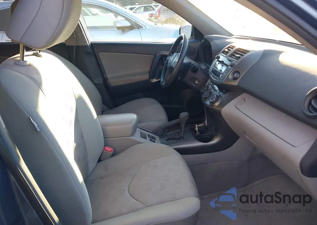 2T3BF4DV6BW164386: 43773267