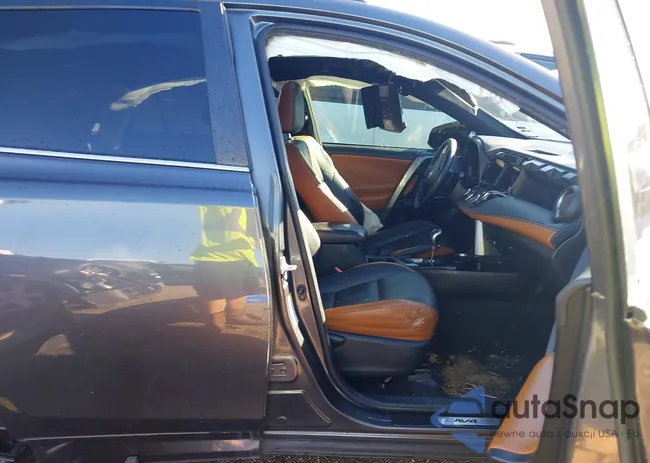 JTMJFREV0JJ233612: 43773506