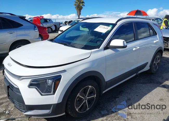 KNDCR3LE1R5132020: 43772620