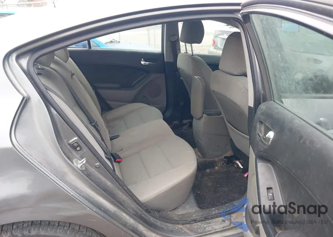 KNAFX4A69G5479688: 43772626