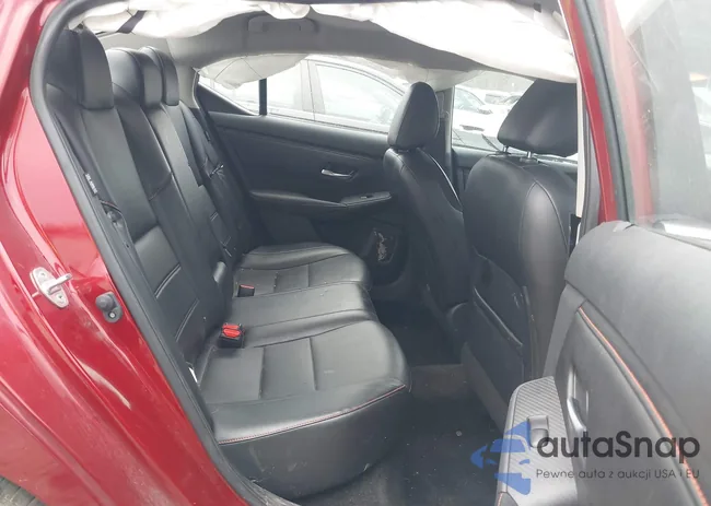 3N1AB8DV8RY311720: 43772636