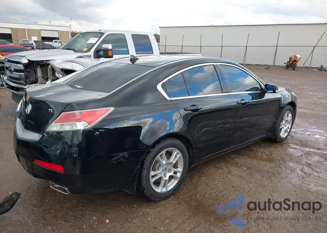 19UUA8F28BA009324: 43772907