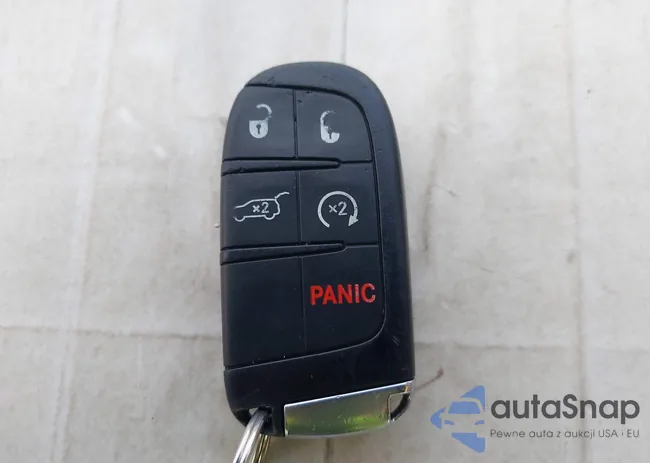 1C4SDJCT1KC633732: 43774000