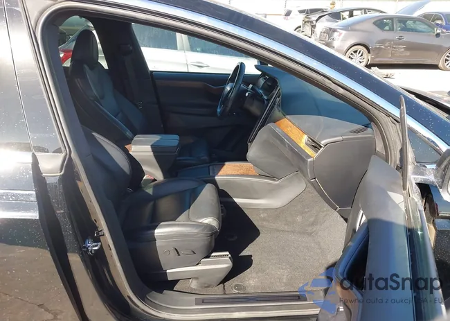 5YJXCBE26LF302698: 43774062