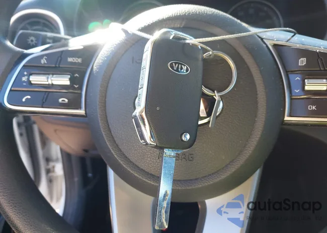 3KPF24AD3LE178980: 43774370