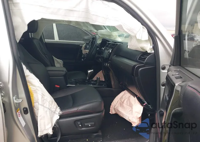 JTEBU5JR0J5518407: 43774433