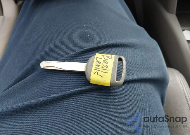 1HGCP2F88BA072869: 43774494