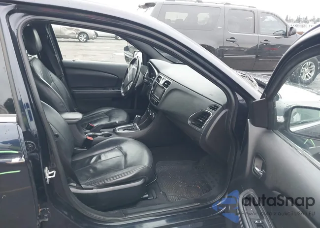 1C3CCBCG4CN159432: 43774532