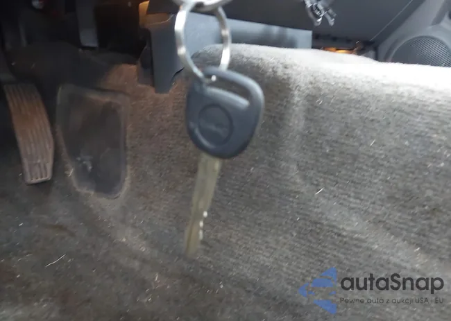 1GTCS136868273582: 43773684