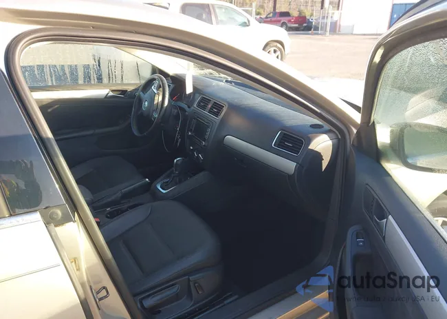 3VWDP7AJ7DM227439: 43773727