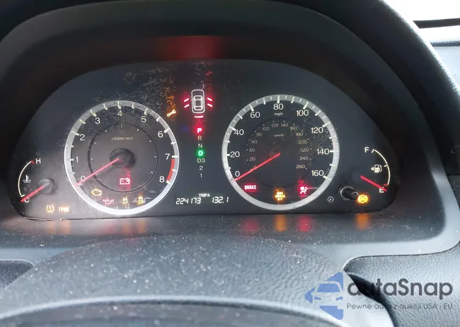 1HGCP2F76BA137984: 43773775