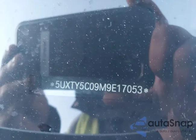 5UXTY5C09M9E17053: 43774979