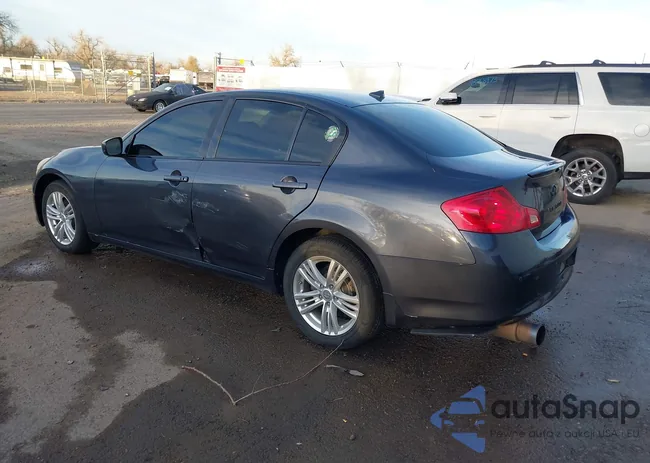 JN1CV6AR4DM761050: 43775359