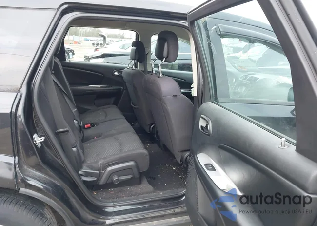 3C4PDCAB4DT555112: 43775432