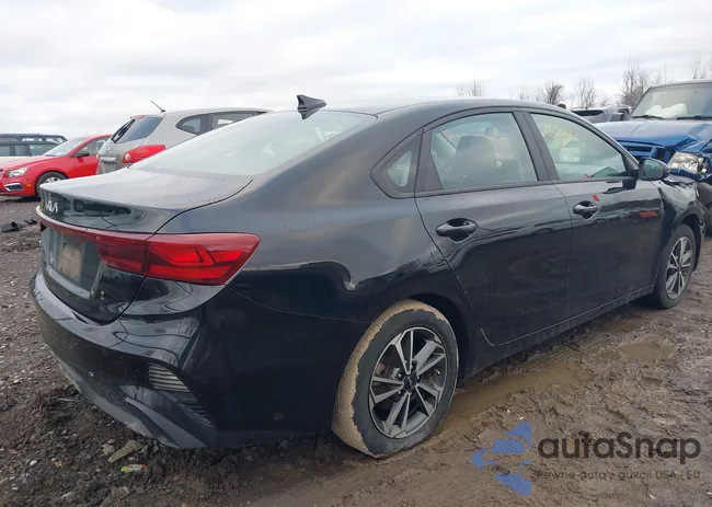 3KPF24ADXPE542849: 43775539