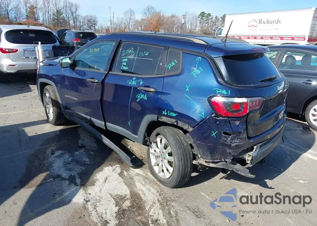 3C4NJCAB9JT411955: 43774581