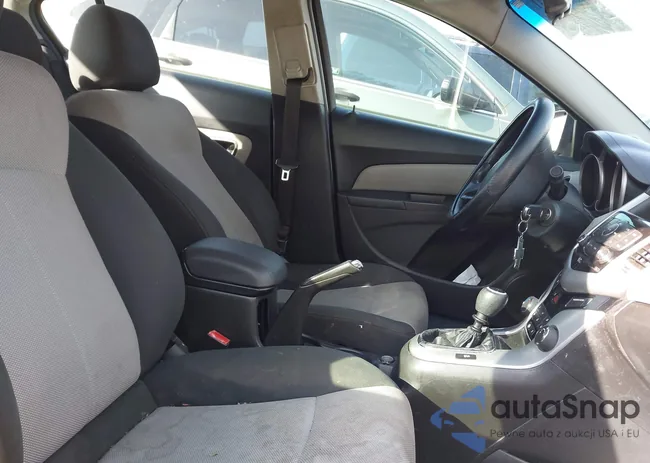 1G1PD5SH8B7169687: 43774741