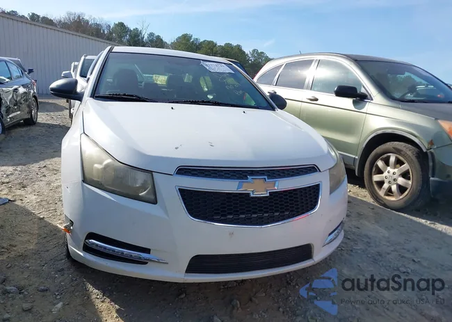 1G1PD5SH8B7169687: 43774741