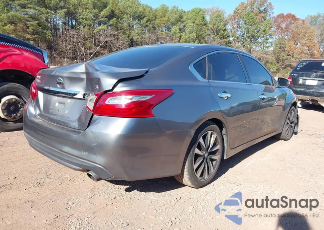 1N4AL3AP3JC173820: 43774787