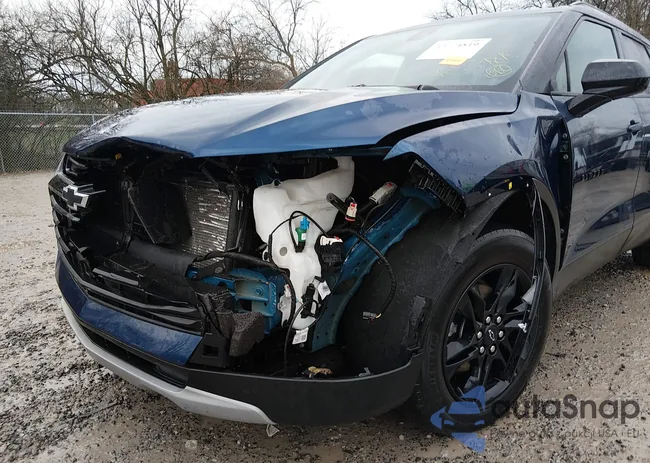 3GNKBHR41NS132926: 43774819