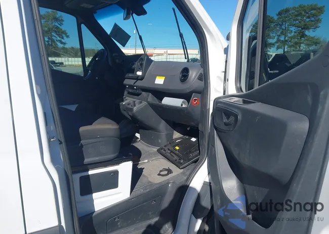 WD4PF1CD4KP181797: 43774947