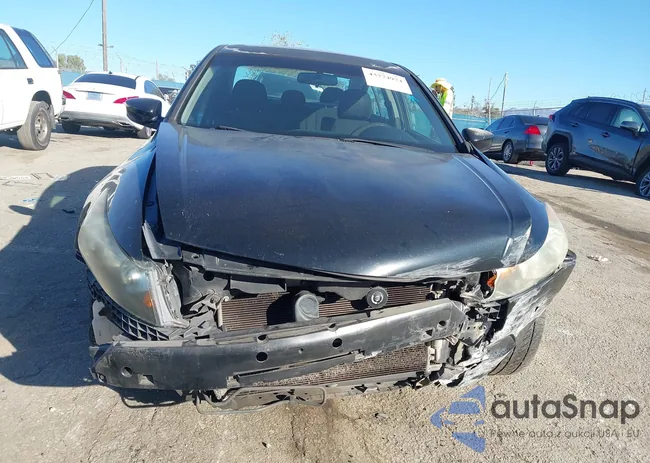 1HGCP26739A151934: 43774974