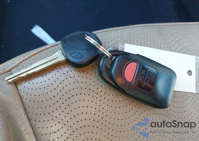 5NPDH4AE2DH198830: 43776253