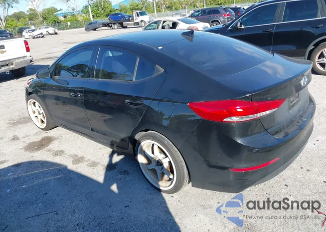 5NPD84LF3JH281927: 43776422