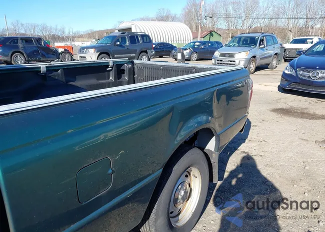 1FTYR10V1YTA47512: 43776450