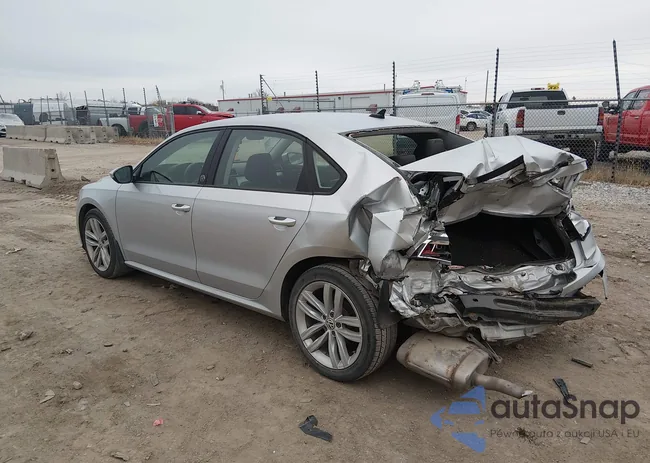 1VWLA7A30KC003930: 43775805