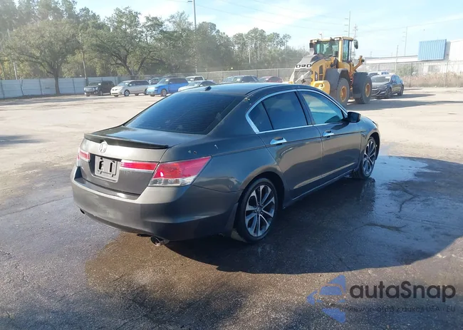 1HGCP3F80BA019217: 43775955