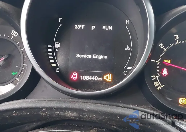 ZFBCFXAB1HP576853: 43777132